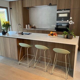 Barkruk Ellen groen Michel Bila