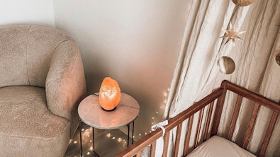 Stoel babykamer billy fauteuil