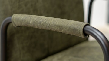 Stoel op wieltjes mila eco leer olijfgroen 9