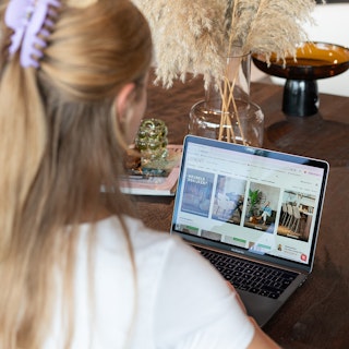 Vacature klantenservice laptop 1