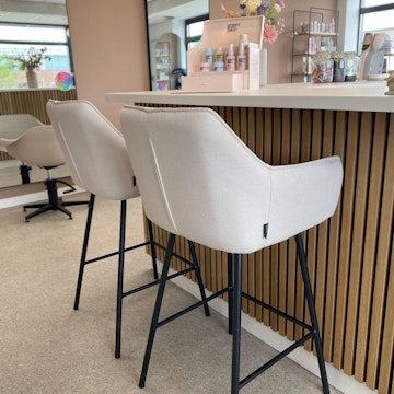 Barkruk Andor off white Jolanda Groenewegen 1